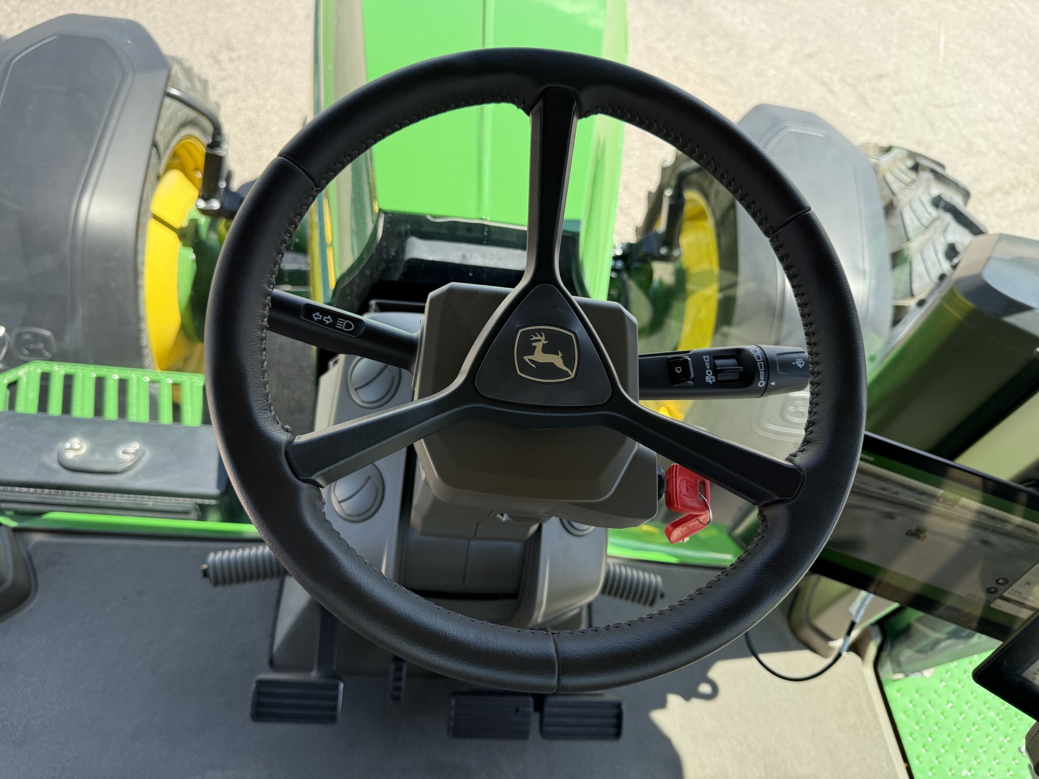 2024 John Deere 8R 340 Image 11