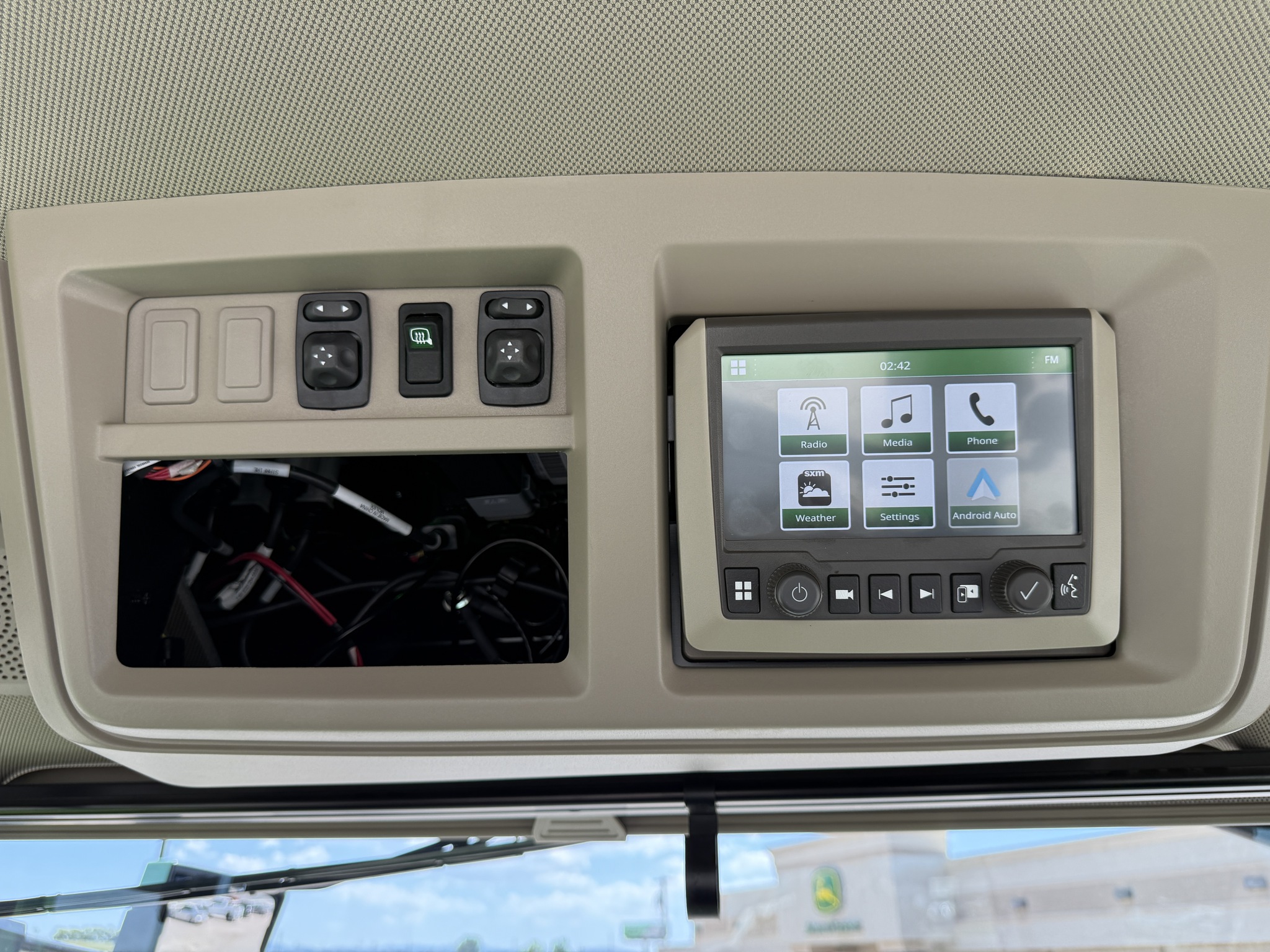 2024 John Deere 8R 340 Image 17