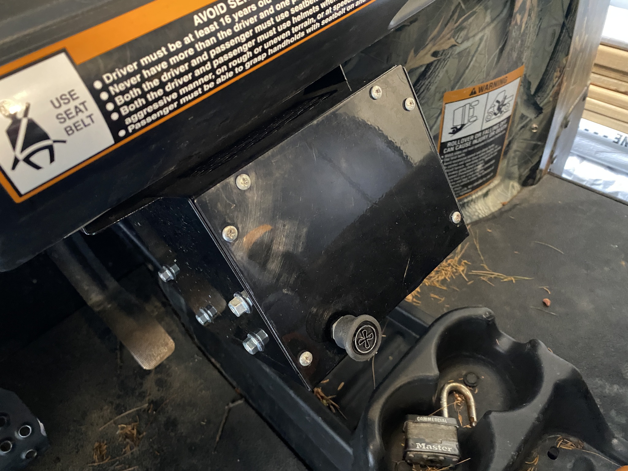 2011 John Deere XUV 825i Image 8