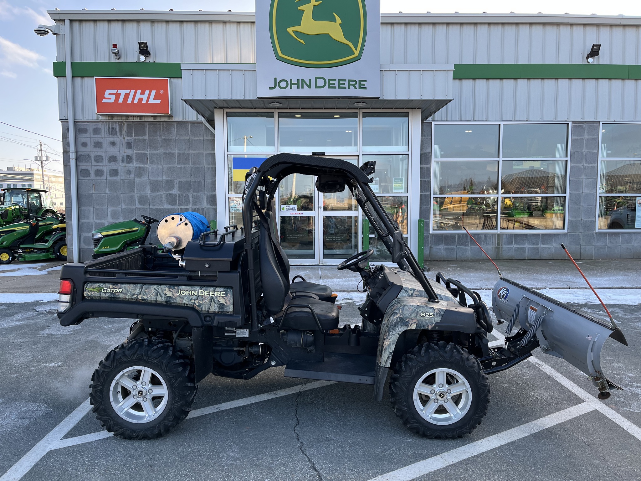 2011 John Deere XUV 825i Image 9