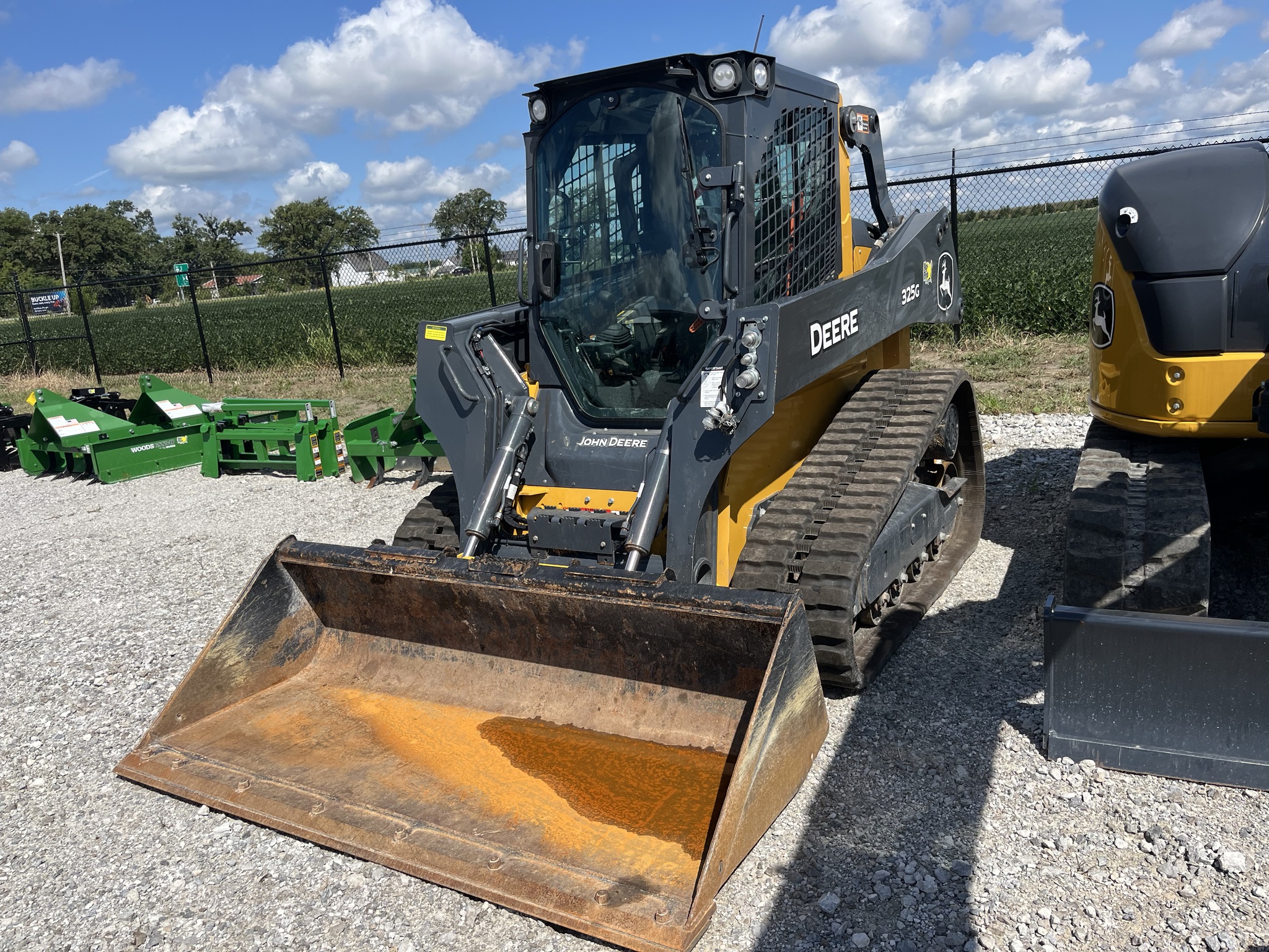 2024 John Deere 325G Image 1
