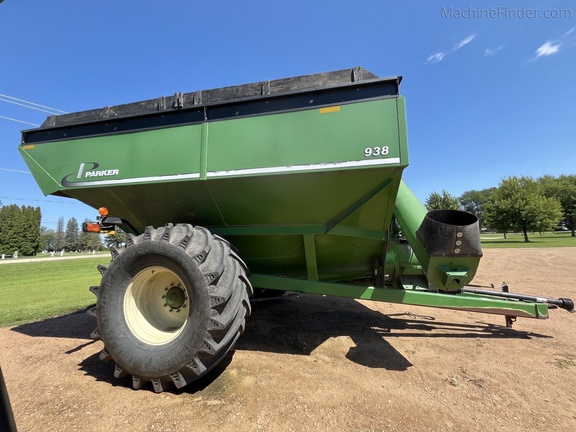 2004 Parker 938 - Photo4