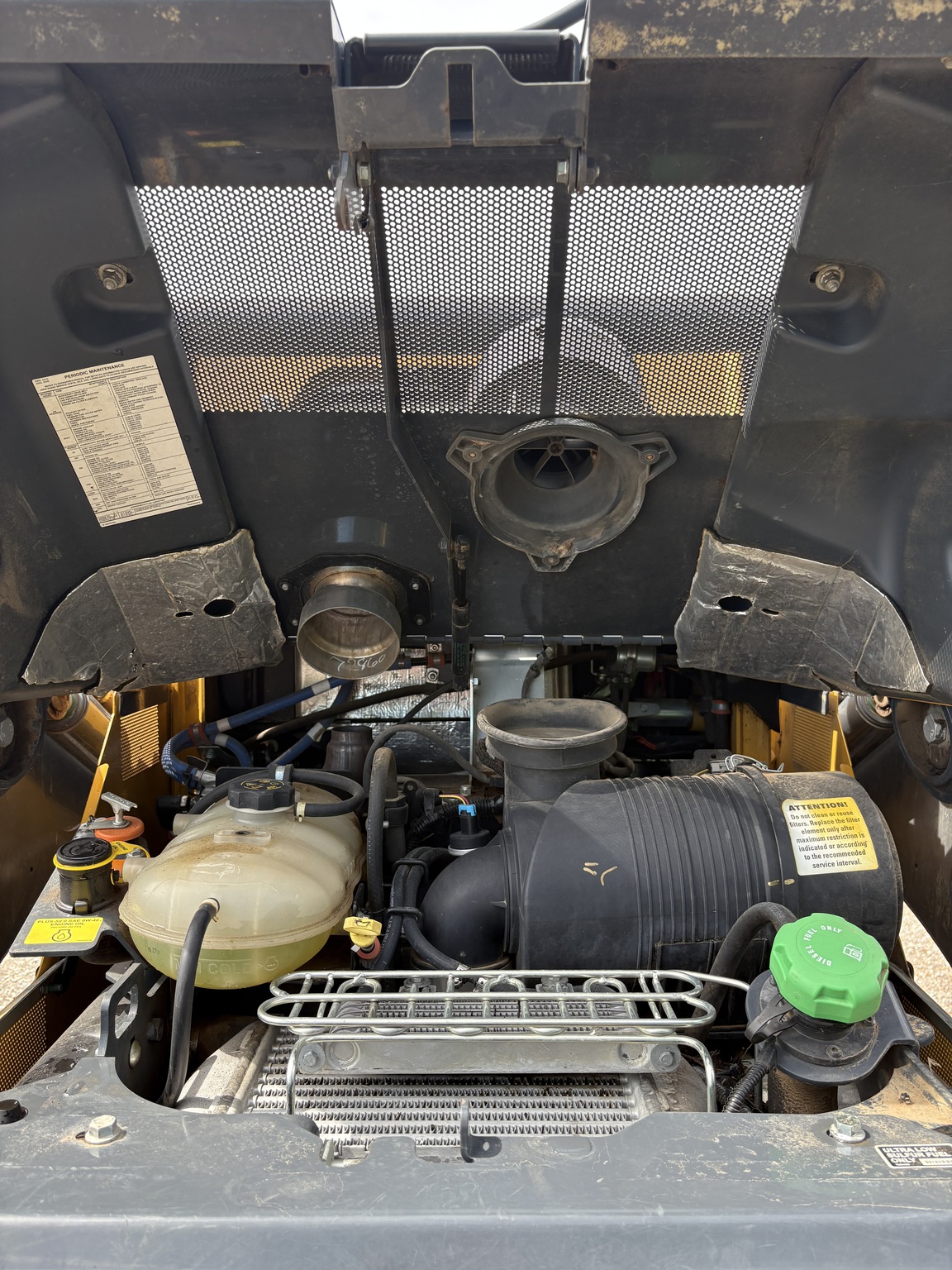 2021 John Deere 333G Image 19