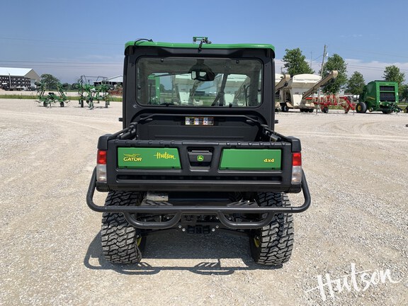 Photo of 2024 John Deere XUV 835R