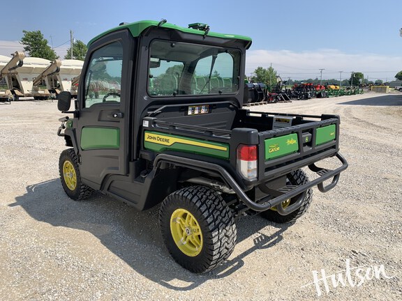 Photo of 2024 John Deere XUV 835R