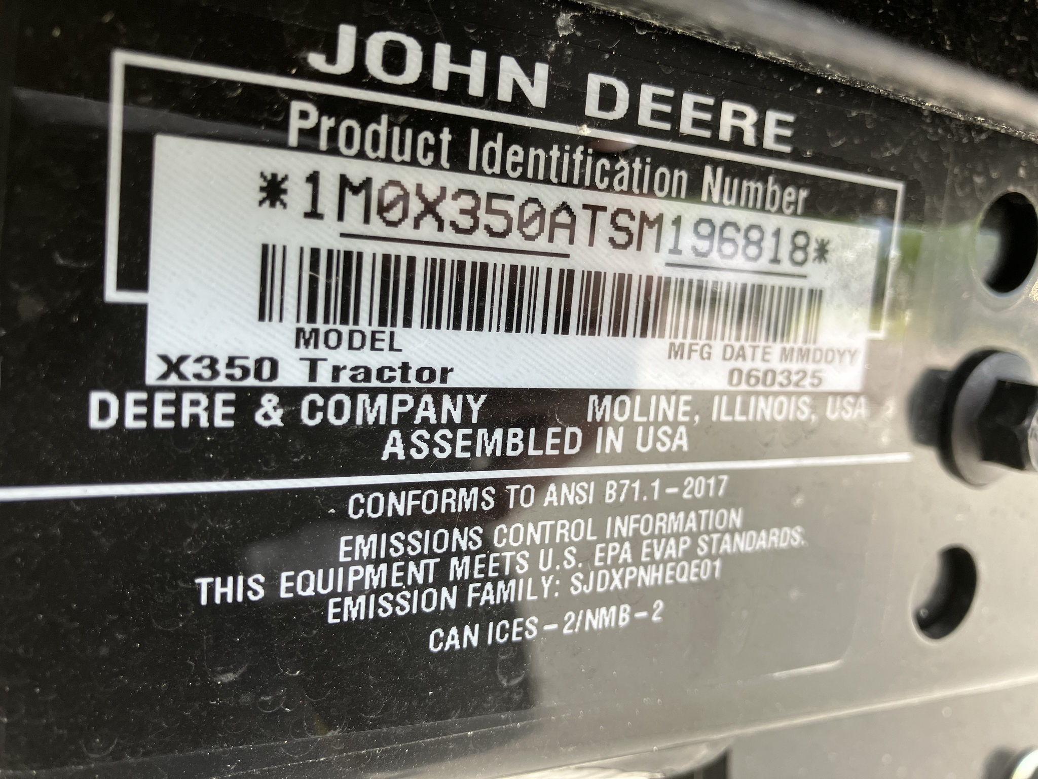 2025 John Deere X350 Image 8