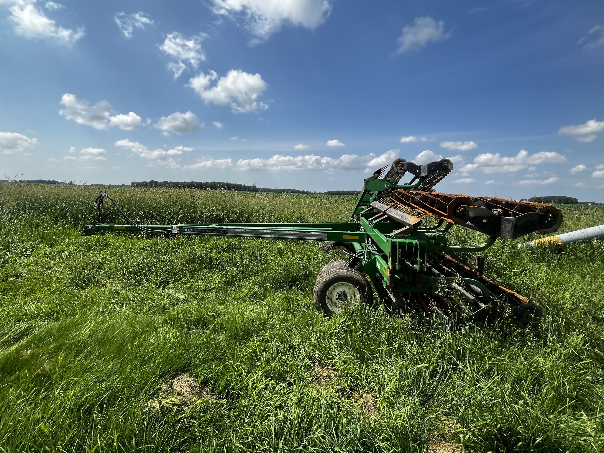 Unverferth 220 Image 2