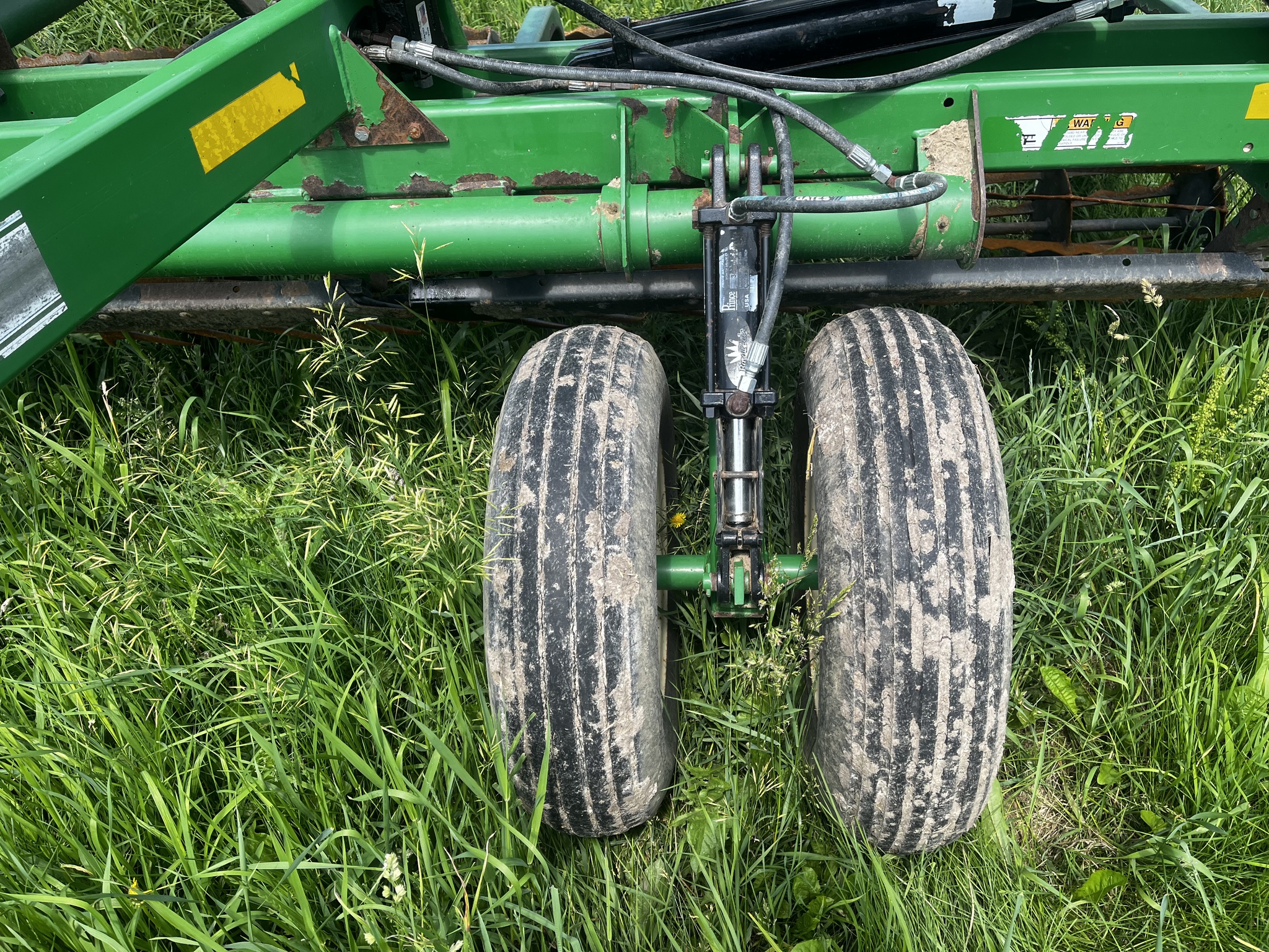 Unverferth 220 Image 8