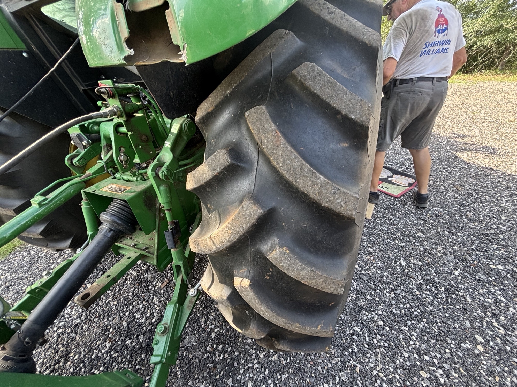 2016 John Deere 5065E Image 33