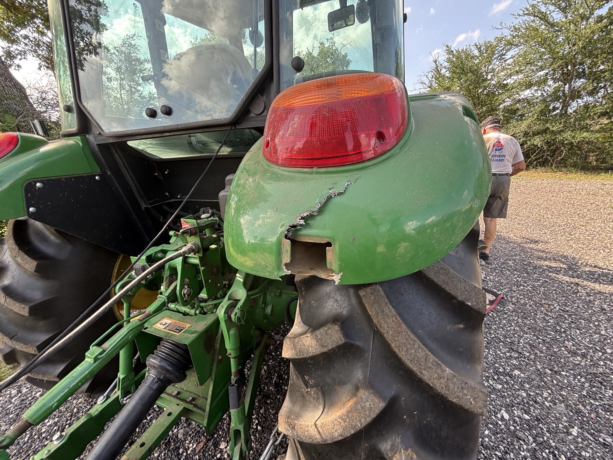 2016 John Deere 5065E Image 24