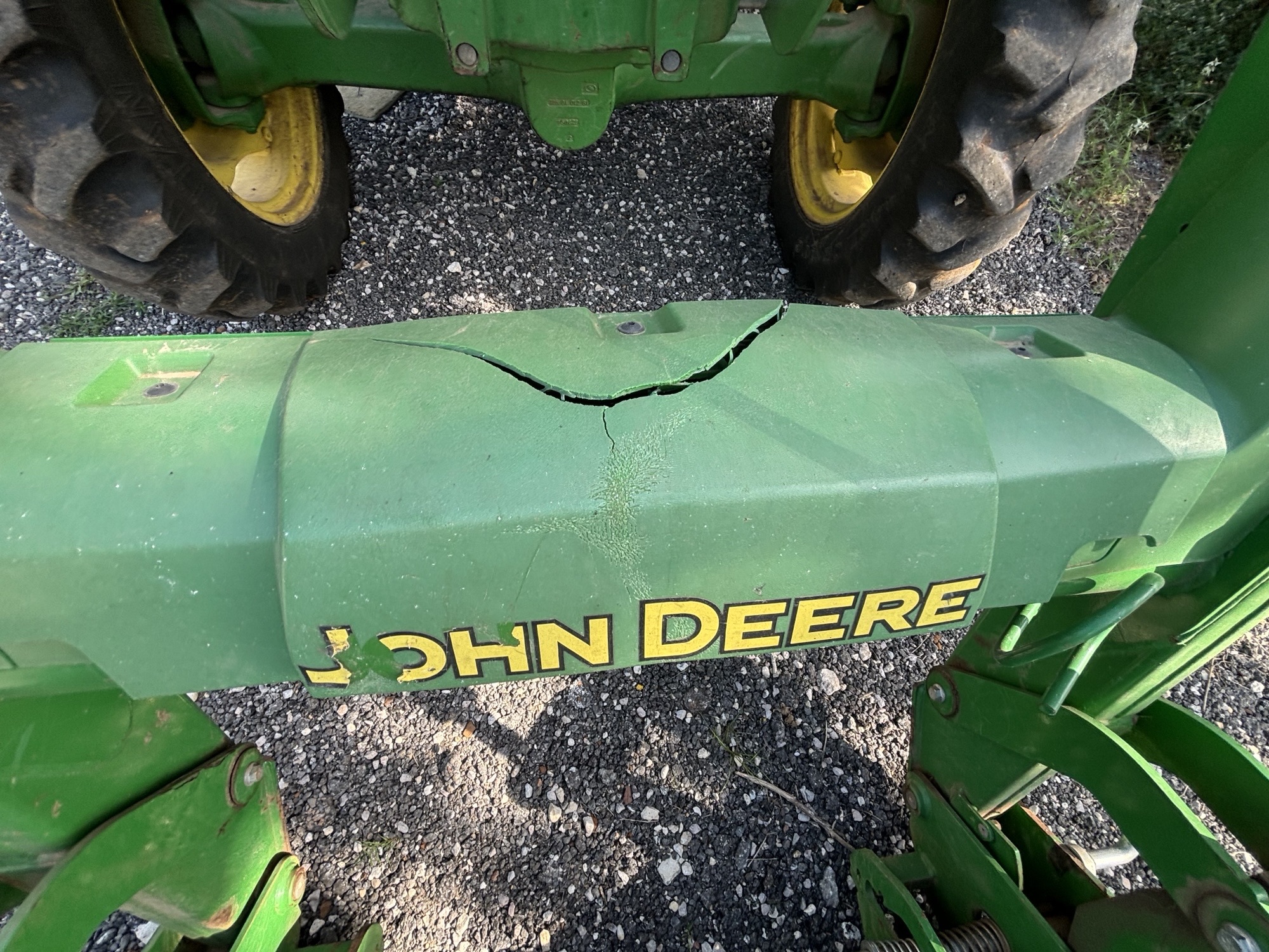 2016 John Deere 5065E Image 28