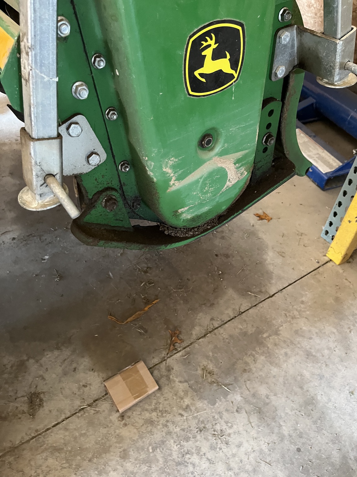 John Deere 665 Image 7