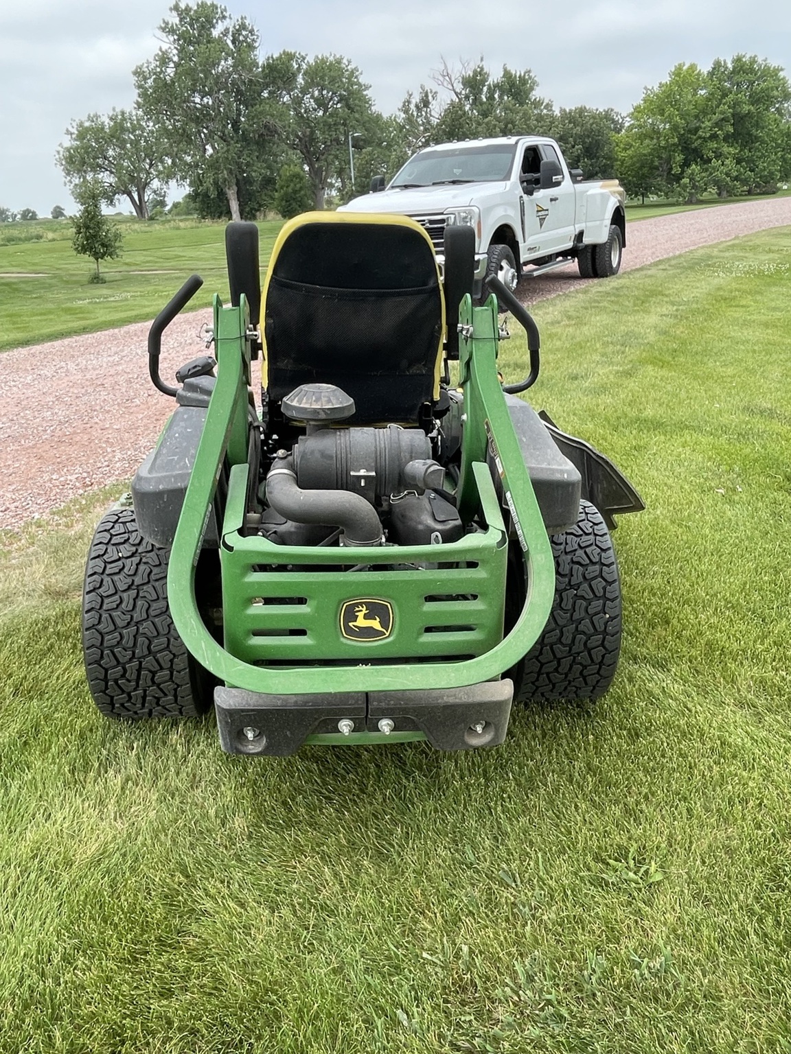 2023 John Deere Z950M Image 4