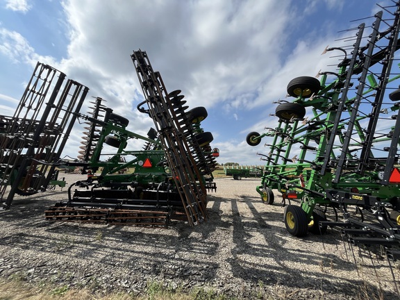 2024 John Deere 2660VT - Photo11