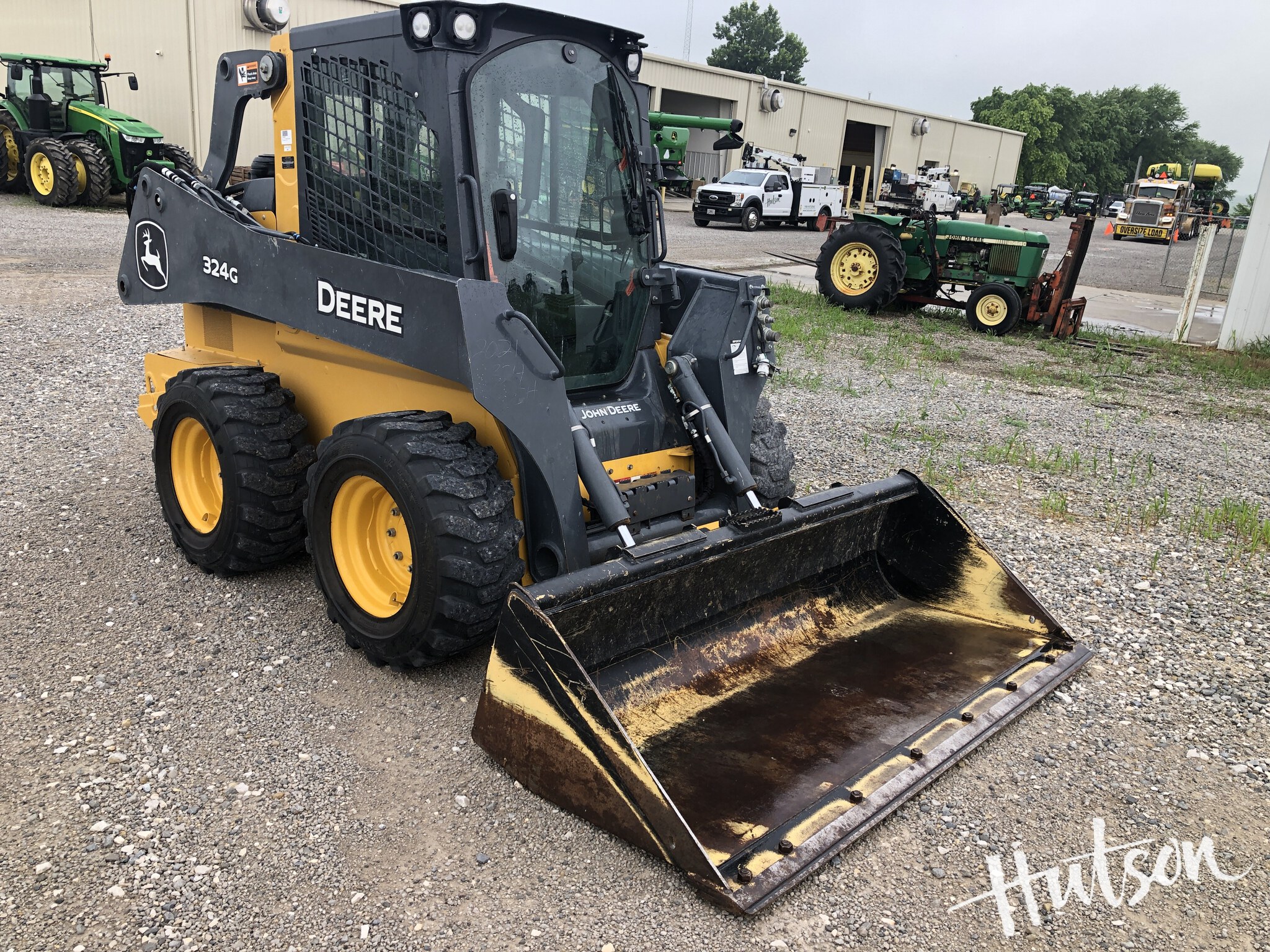 2022 John Deere 324G