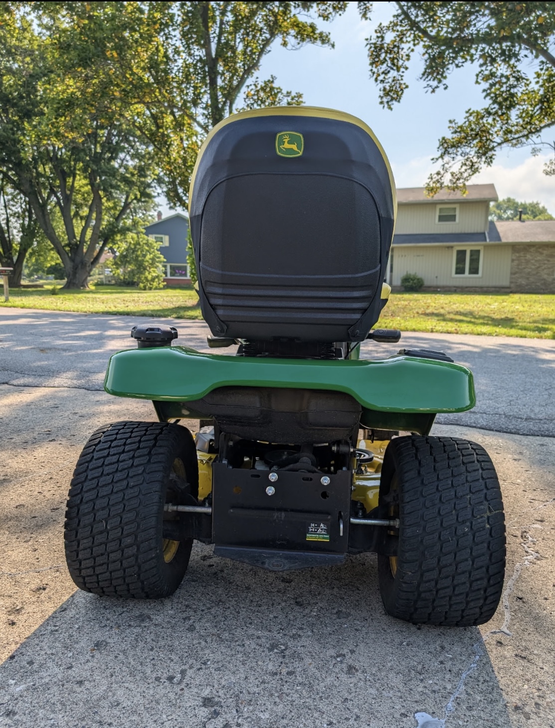 2021 John Deere X354 Image 4