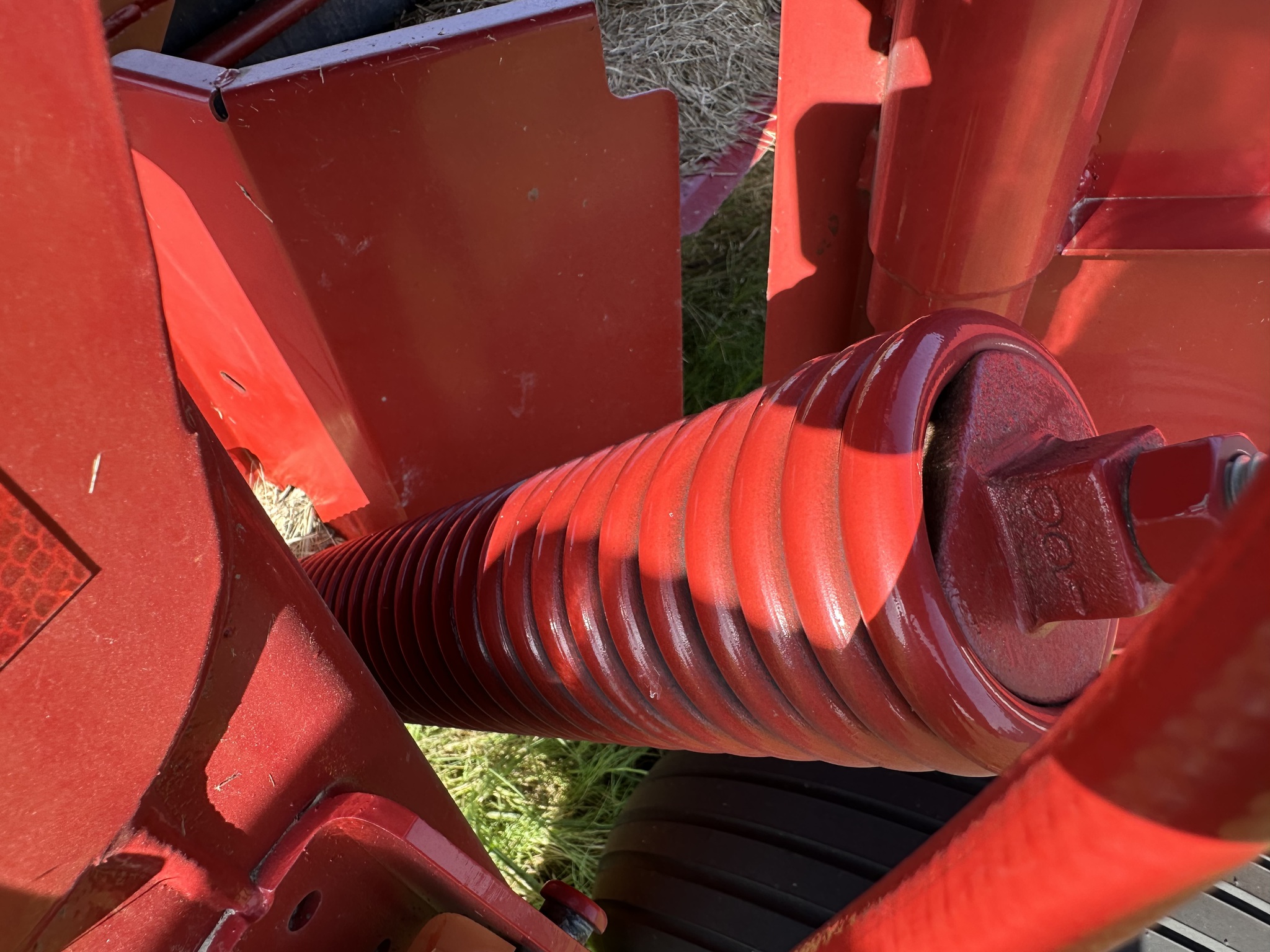 2021 New Holland 210 Image 15