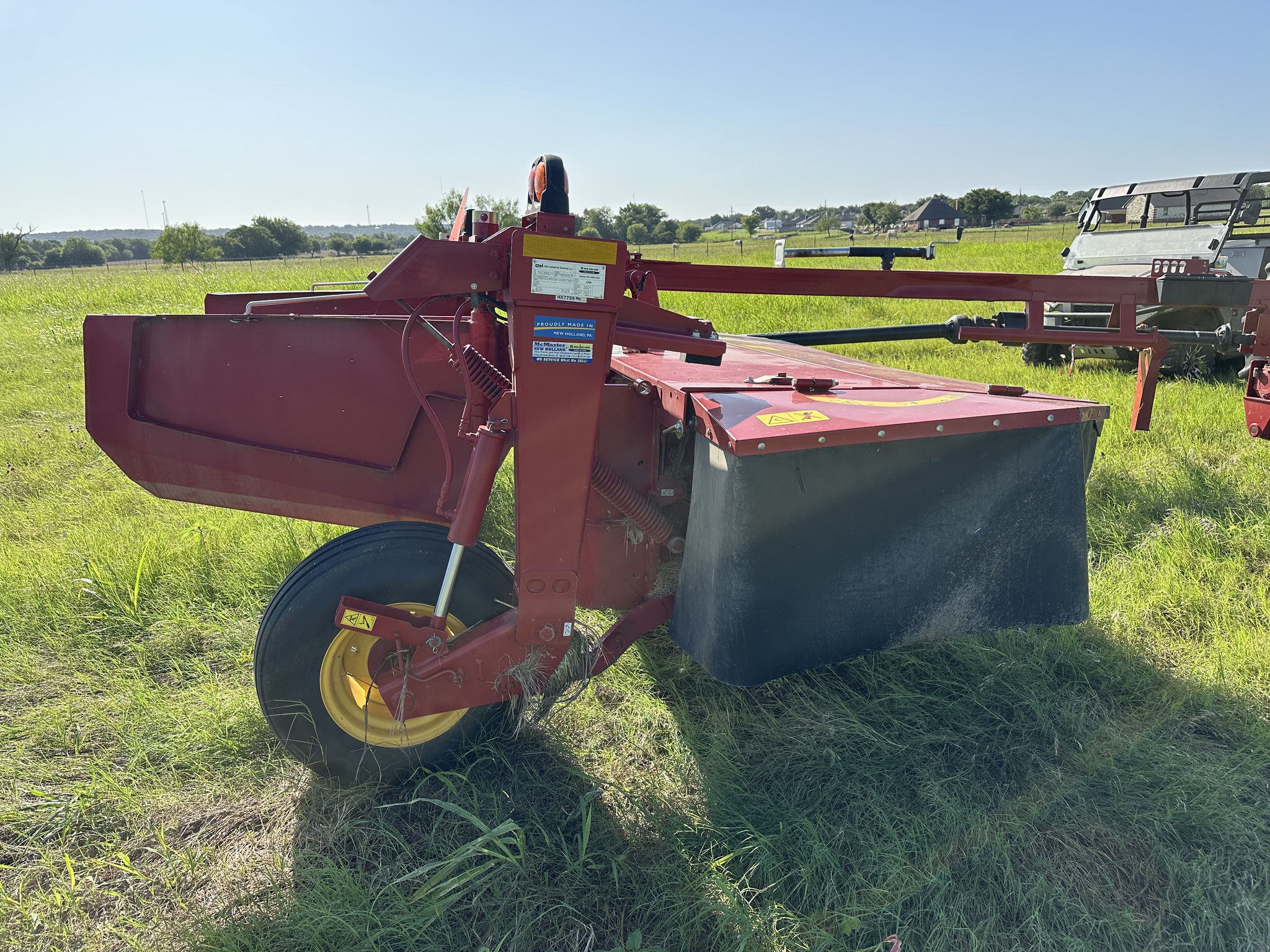 2021 New Holland 210 Image 4