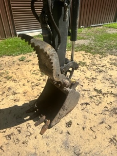 2019 John Deere 35G Image 8