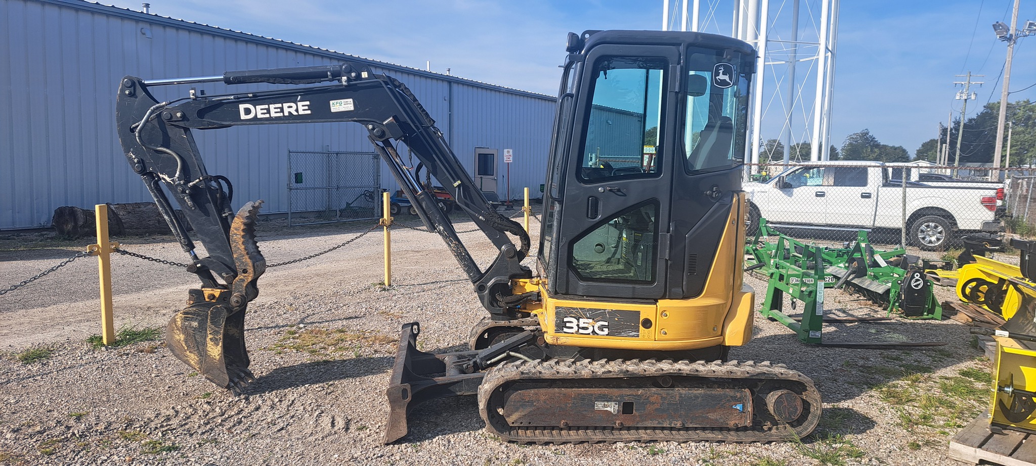 2019 John Deere 35G Image 1