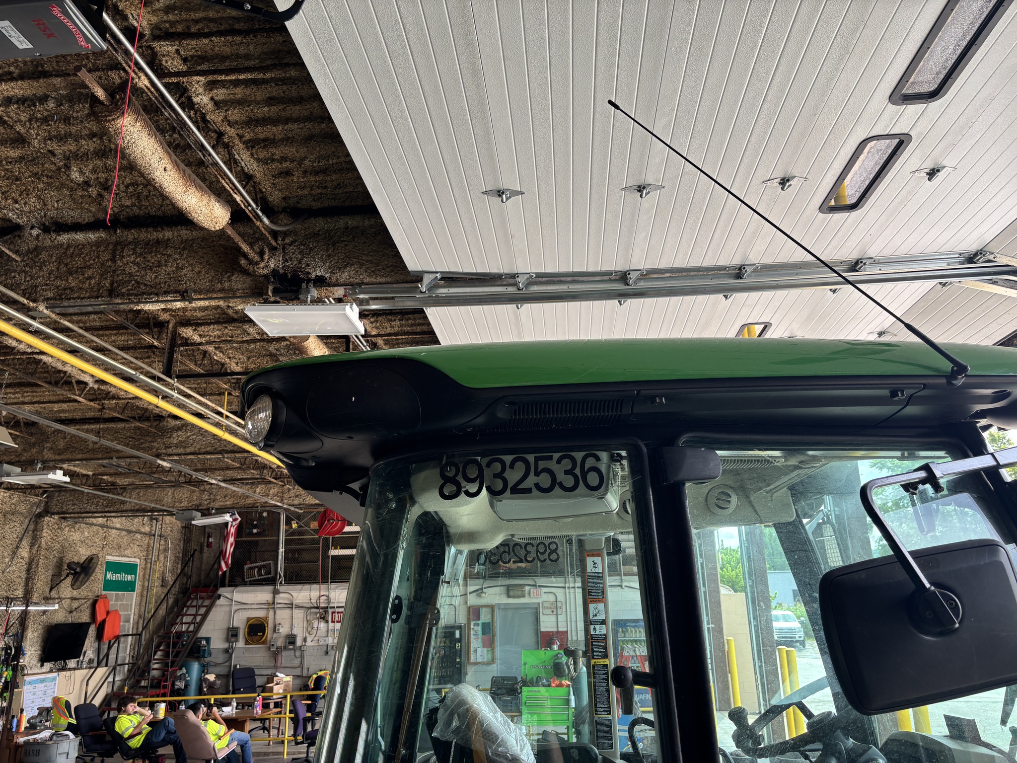 Used 2023 John Deere 5105M Utility Tractors at Koenig Equipment in Anna, OH - PhotoXL9