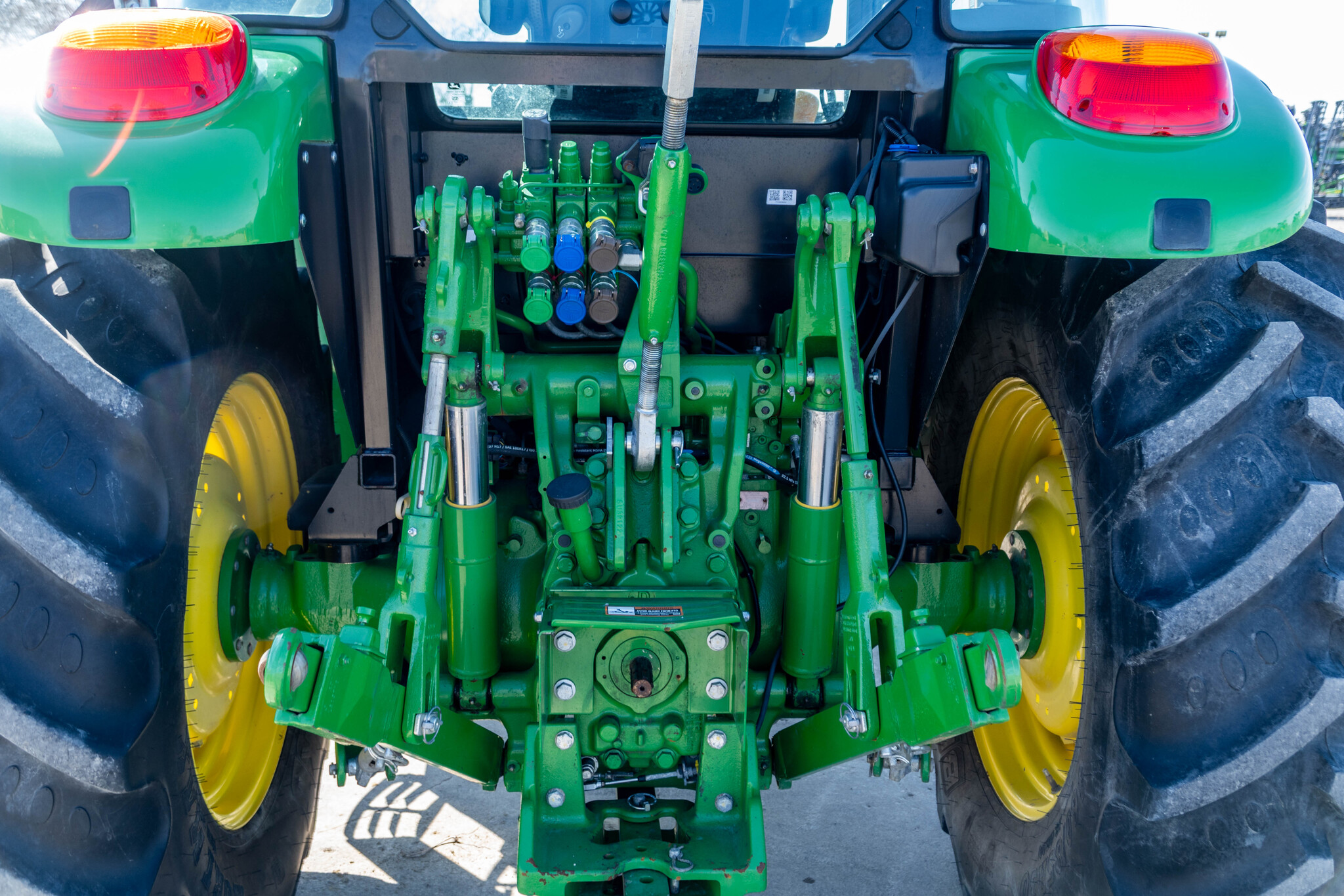 Used 2023 John Deere 5105M Utility Tractors at Koenig Equipment in Anna, OH - PhotoXL17