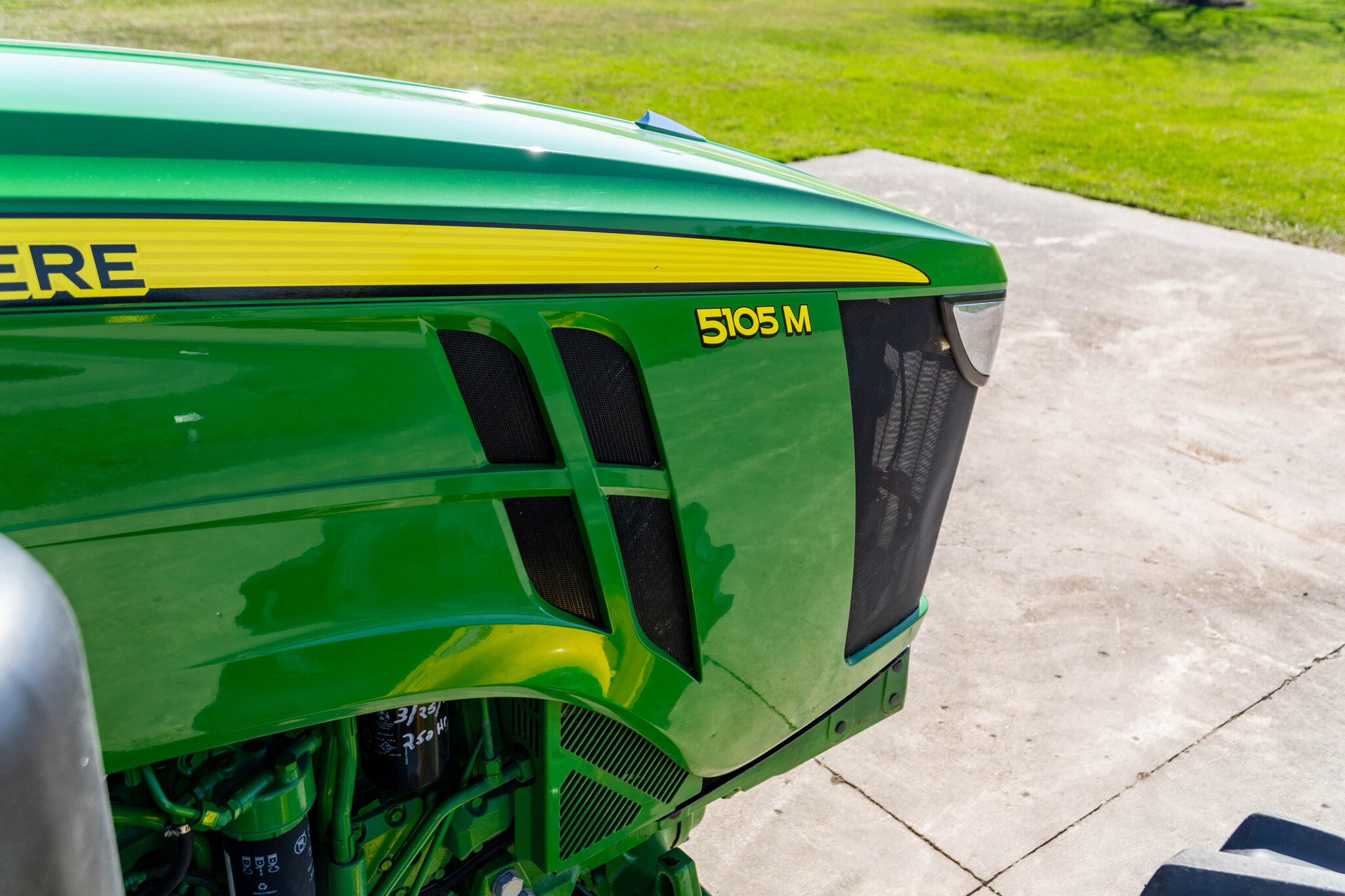 Used 2023 John Deere 5105M Utility Tractors at Koenig Equipment in Anna, OH - PhotoXL23