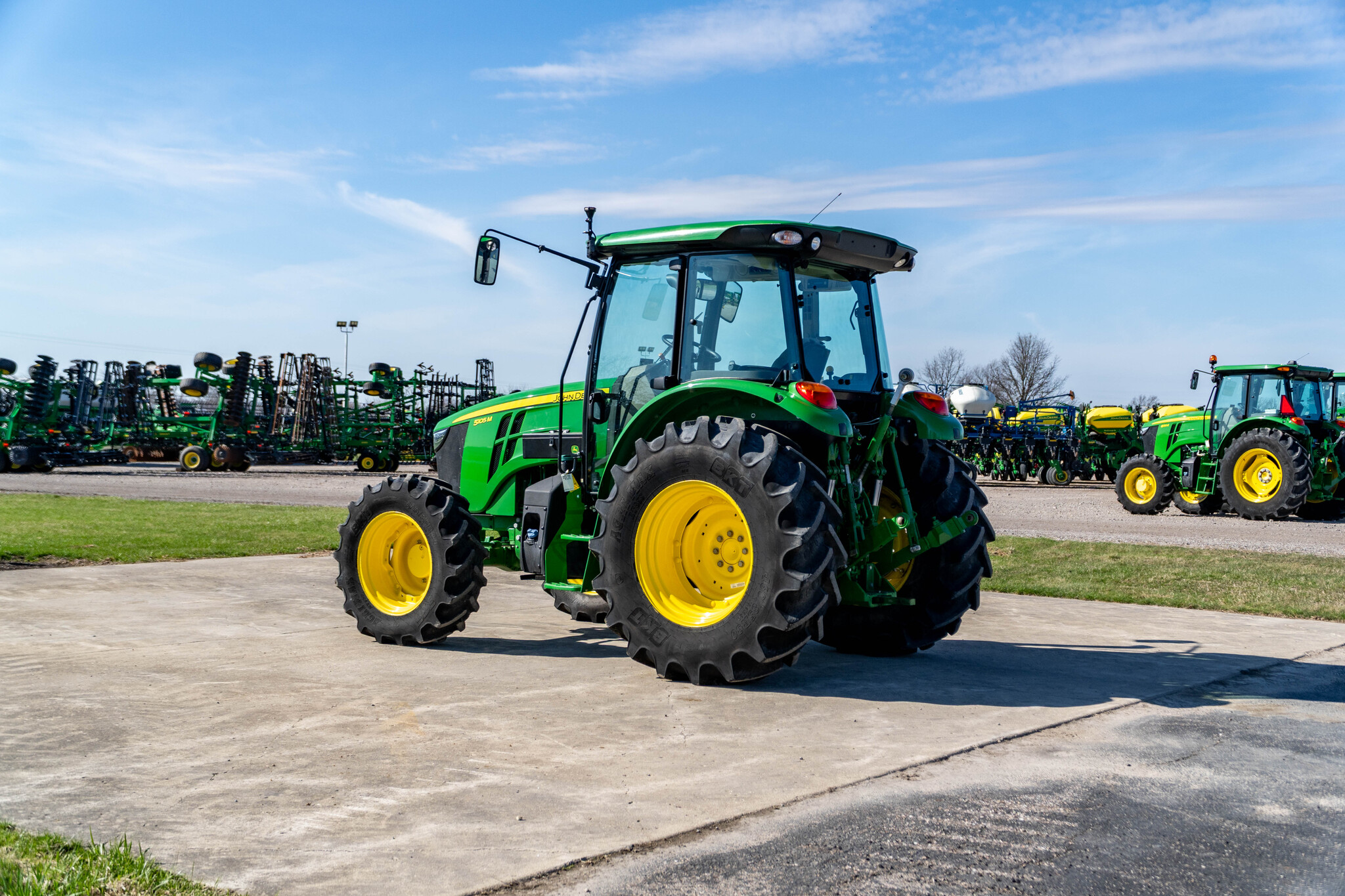 Used 2023 John Deere 5105M Utility Tractors at Koenig Equipment in Anna, OH - PhotoXL2