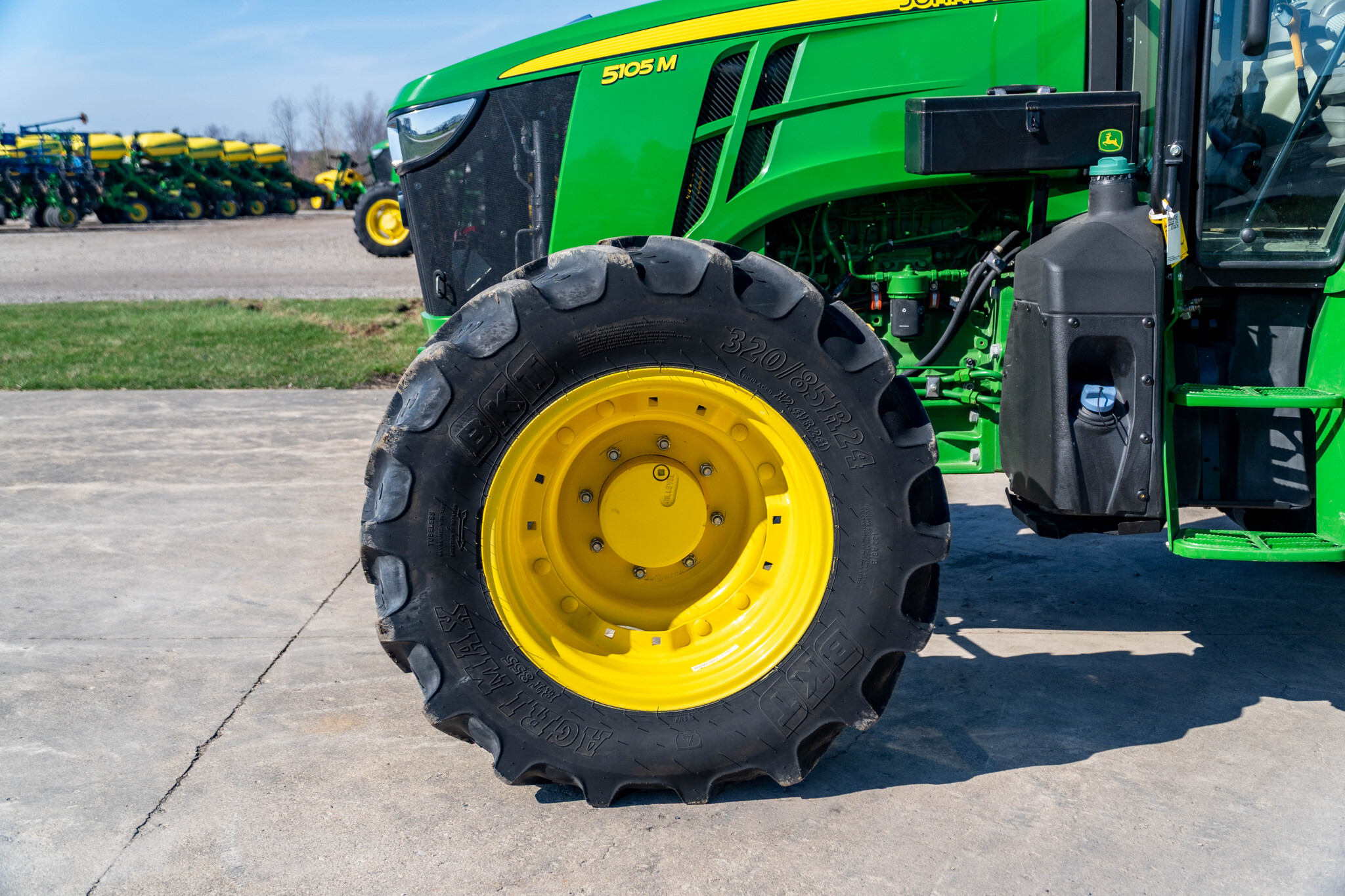 Used 2023 John Deere 5105M Utility Tractors at Koenig Equipment in Anna, OH - PhotoXL8