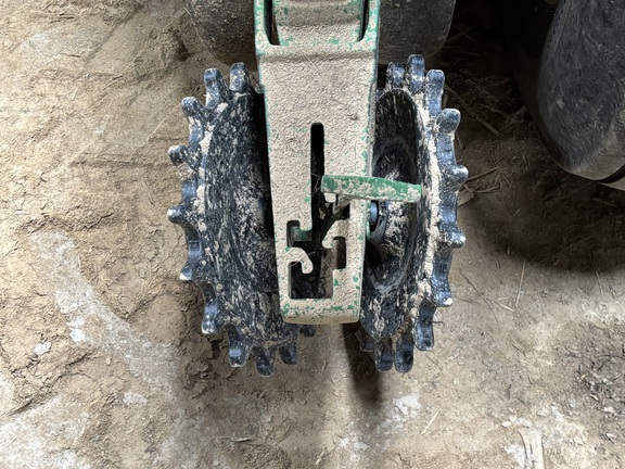 Used 2011 John Deere 1790 Planters: Drawn at Koenig Equipment in Oxford, OH - Photo8