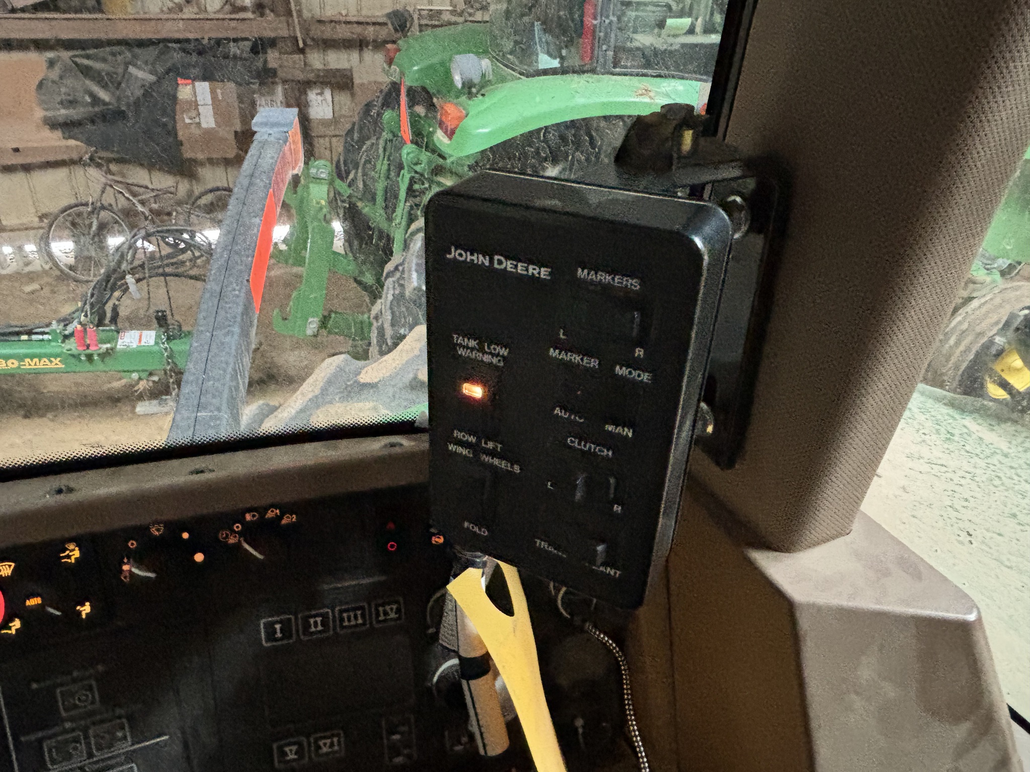 Used 2011 John Deere 1790 Planters: Drawn at Koenig Equipment in Oxford, OH - PhotoXL11