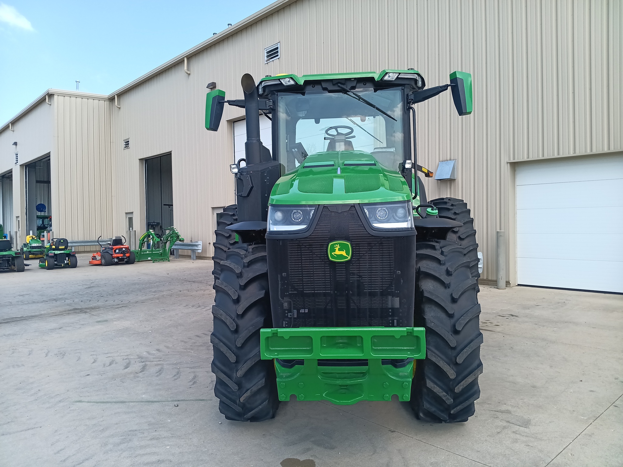 2024 John Deere 8R 250 Image 9