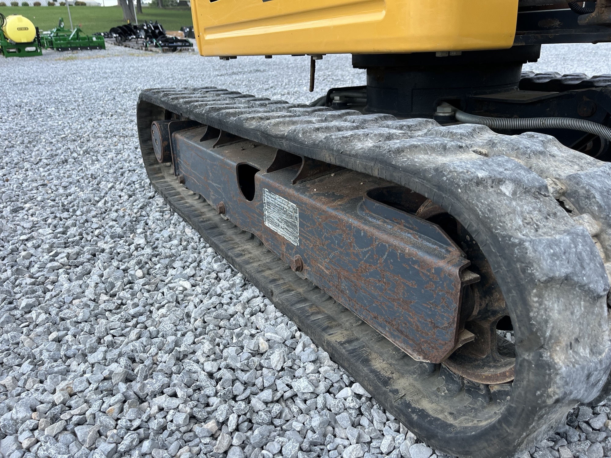 2022 John Deere 17G Image 6