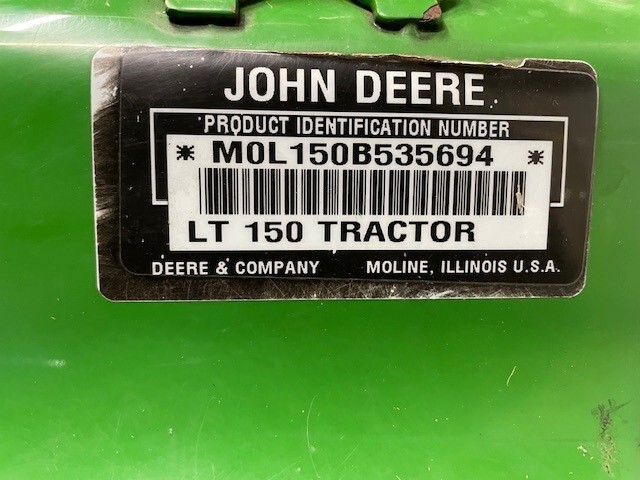 2005 John Deere LT150 Image 2