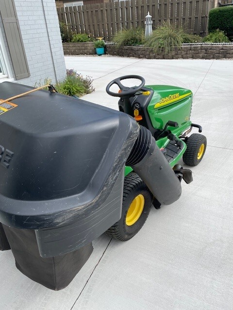 2005 John Deere LT150 Image 1
