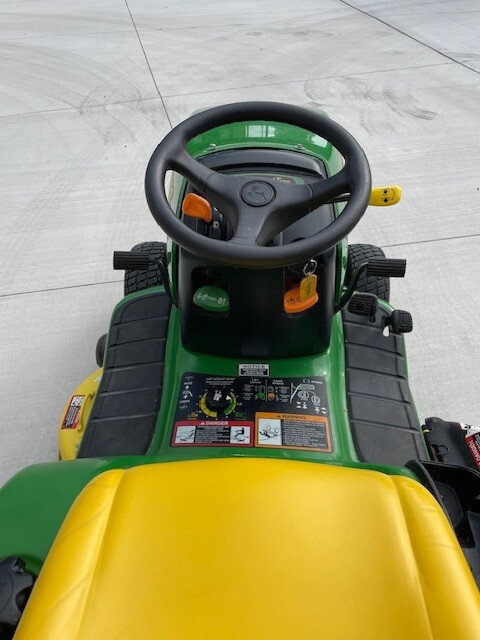 2005 John Deere LT150 Image 8