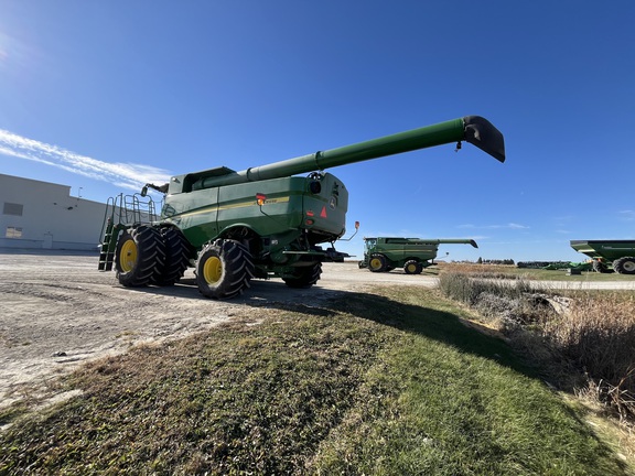 2023 John Deere S790 - Photo5