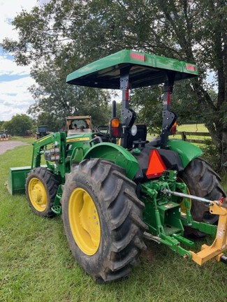 2018 John Deere 5055E