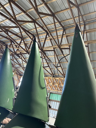 Photo of 2011 John Deere 608C StalkMaster