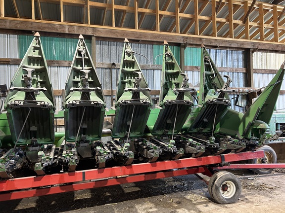 Photo of 2011 John Deere 608C StalkMaster