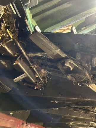 Photo of 2011 John Deere 608C StalkMaster