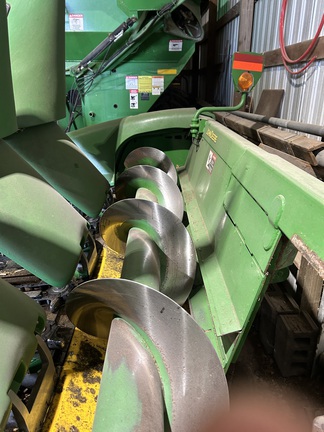 Photo of 2011 John Deere 608C StalkMaster