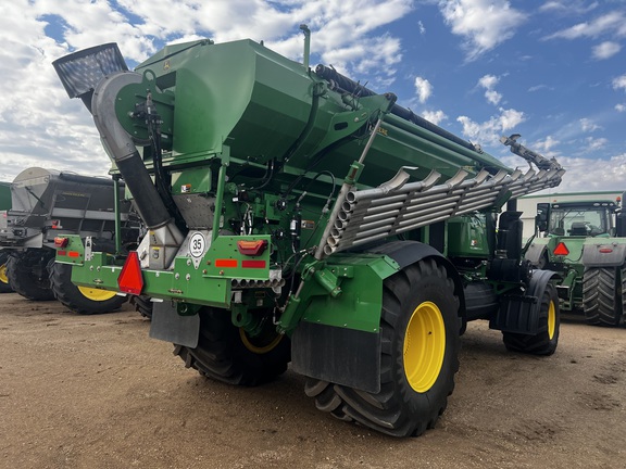 2024 John Deere 800R - Photo2