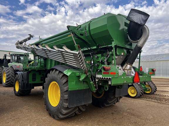 2024 John Deere 800R - Photo4