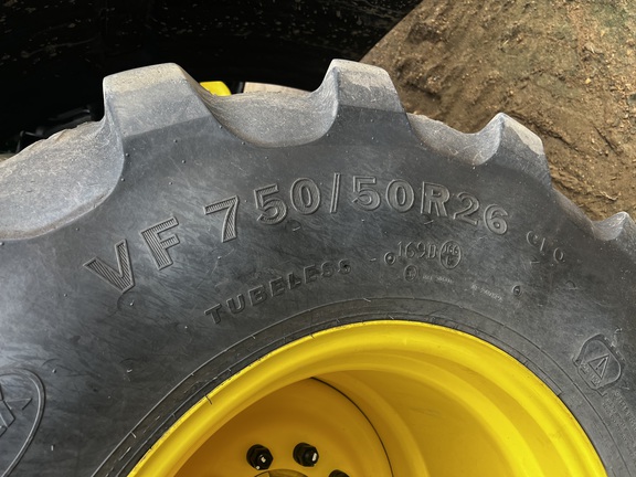 2024 John Deere 800R - Photo8