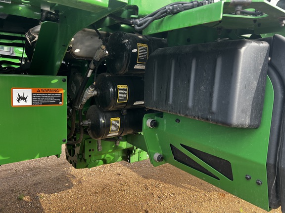 2024 John Deere 800R - Photo18