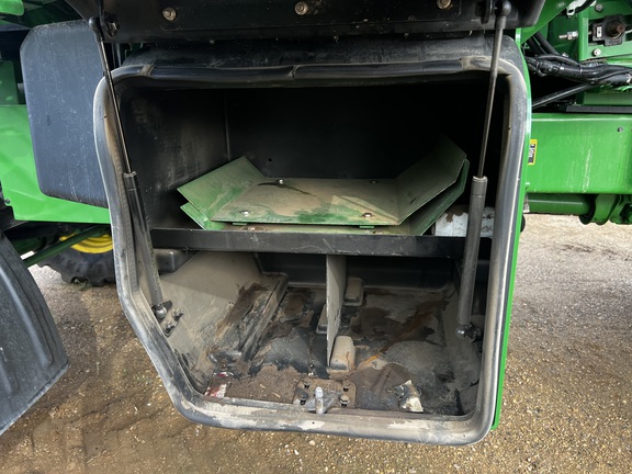 2024 John Deere 800R - Photo19