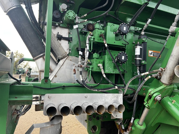 2024 John Deere 800R - Photo26