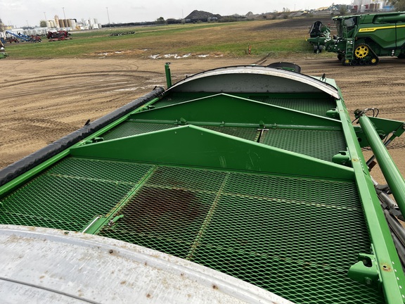 2024 John Deere 800R - Photo30