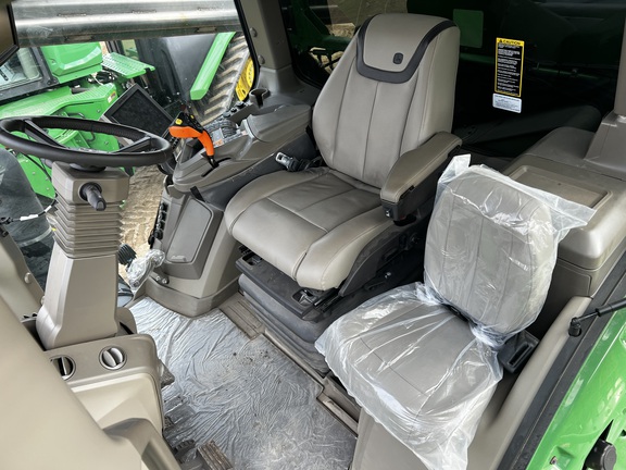 2024 John Deere 800R - Photo31
